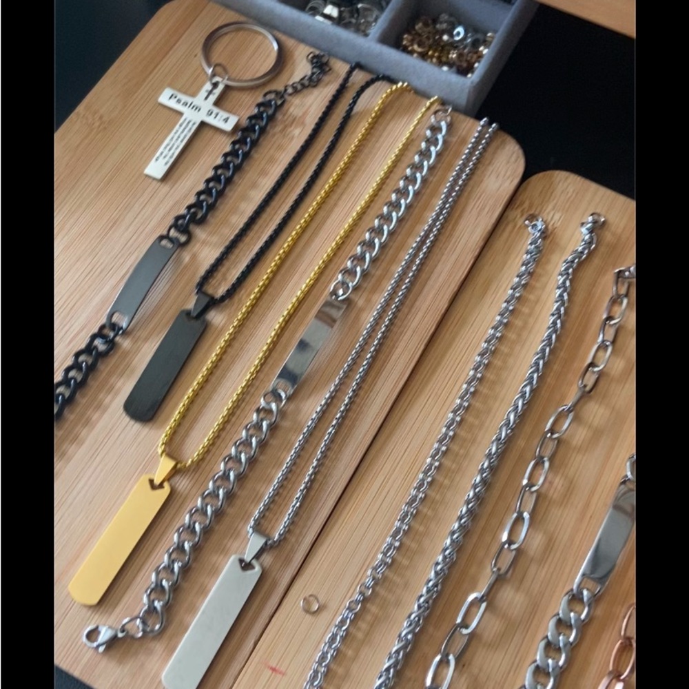 Engraveable Jewelry